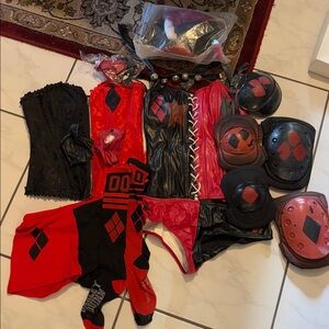 Harley Quinn roller derby black and red version